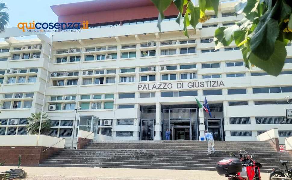 Tribunale cosenza bar