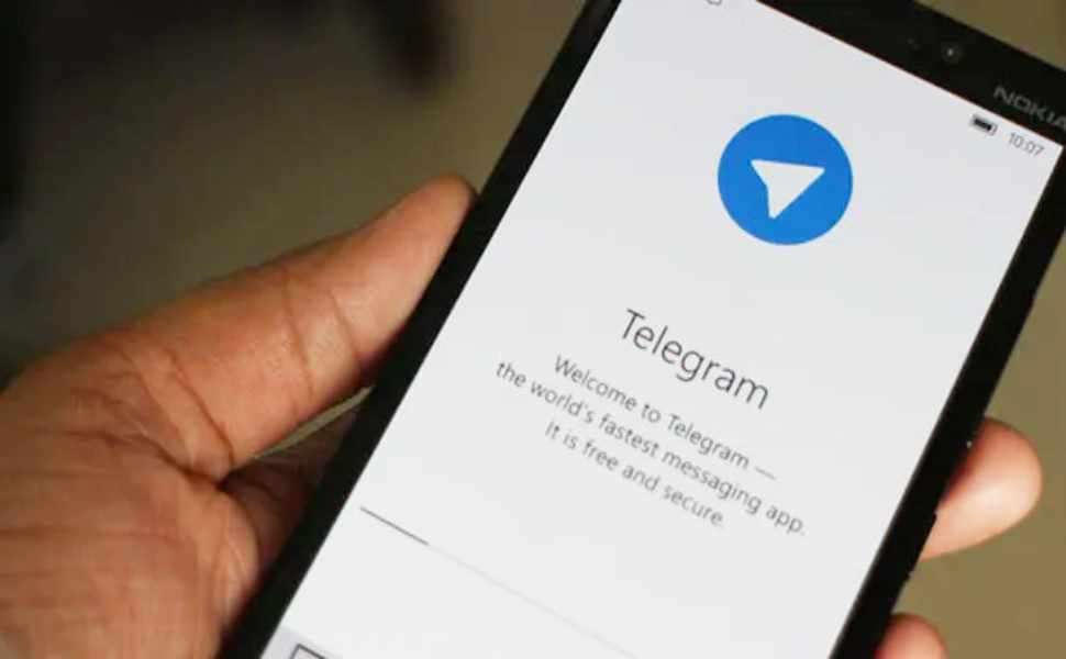 Interrogato il 14enne accusato di aver pianificato l’aggressione alla docente: non ha risposto ai magistrati 52 chat telegram 14enne lamezia