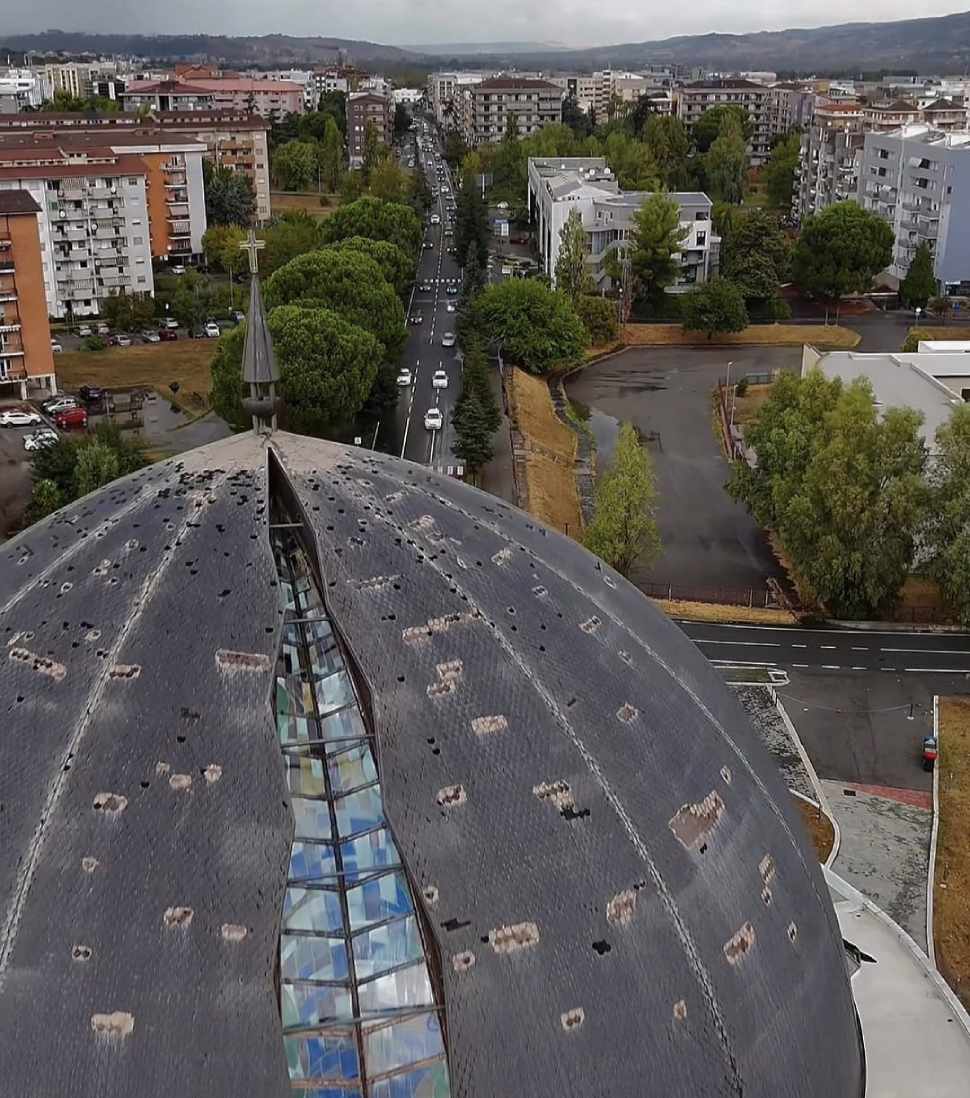 San Carlo Borromeo, la cupola è un “colabrodo”: l’appello al Comune per salvare il simbolo di Rende 52 cupola chiesa san carlo borromeo rende 02