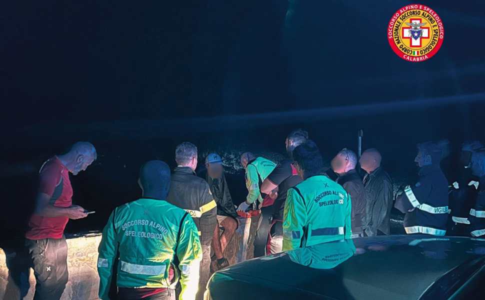 disperso pollino soccorso alpino drone termico