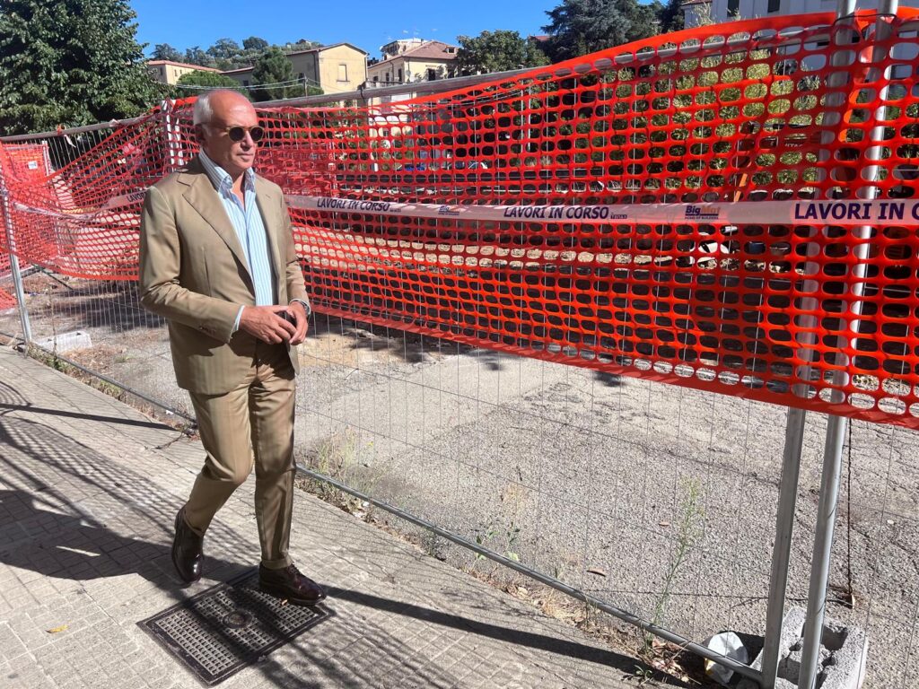 "Abbiamo fatto l’impossibile”: a Cosenza partono i lavori per chiudere la voragine dello Spirito Santo 52 foto-spirito-santo-voragine-cosenza-caruso