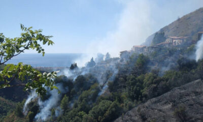 incendio-praia-tortora-abitazioni-fiamme