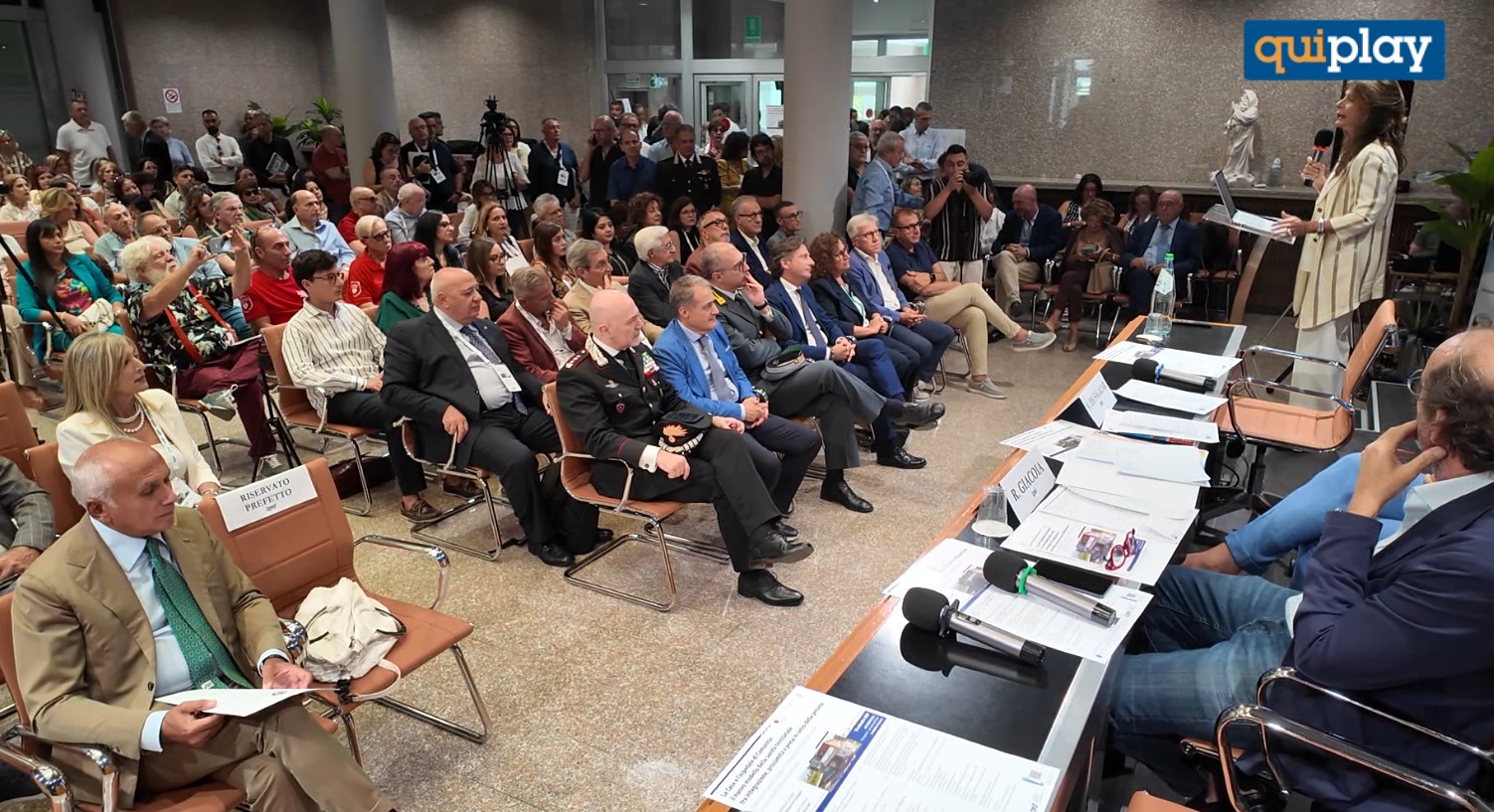 Cosenza: la nuova sanità territoriale, 35 strutture tra Case della Salute e Ospedali di Comunità 52 Cosenza: la nuova sanità territoriale, 35 strutture tra Case della Salute e Ospedali di Comunità
