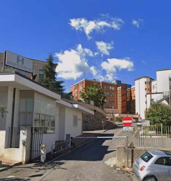 Allo Spoke di Corigliano «hanno salvato la vita a mio padre»: la lettera di gratitudine al reparto di Medicina 56 ospedale compagna corigliano 01