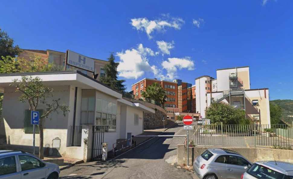 Allo Spoke di Corigliano «hanno salvato la vita a mio padre»: la lettera di gratitudine al reparto di Medicina 94 ospedale compagna corigliano 01