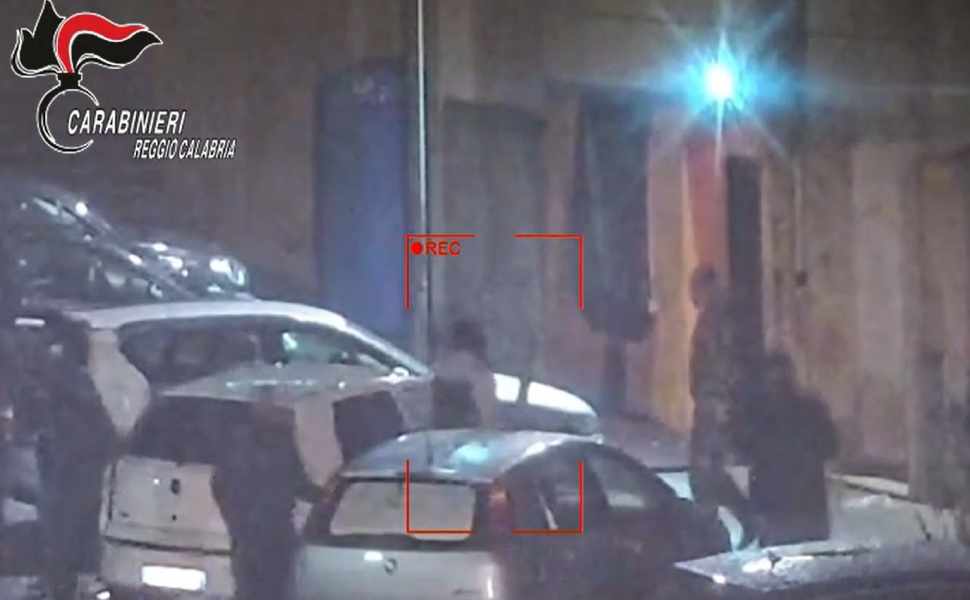 Far west a Capodanno, spari ad altezza d’uomo e contro le telecamere: 6 misure cautelari 52 spari capodanno 6 arresti 03