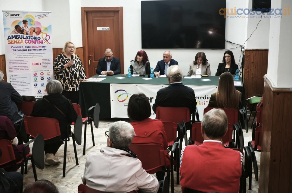 Cosenza, al via il nuovo “Ambulatorio Senza Confini”: 10 interventi per rendere le cure più accessibili 55 3AUSER
