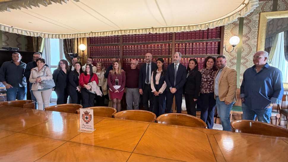 Crisi dell'autotrasporto, in Provincia confronto con lavoratori e sindaci del Tirreno: «Servono risposte tempestive» 53 Autotrasporto incontro provincia 2 1
