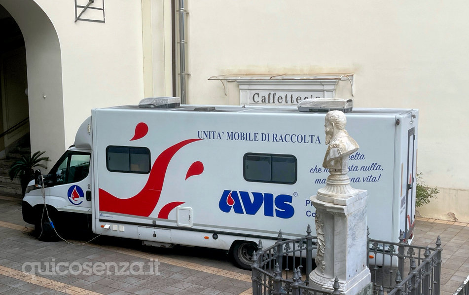Provincia di Cosenza e AVIS insieme per la donazione del sangue: raccolte 15 sacche 53 Avis Cosenza 03