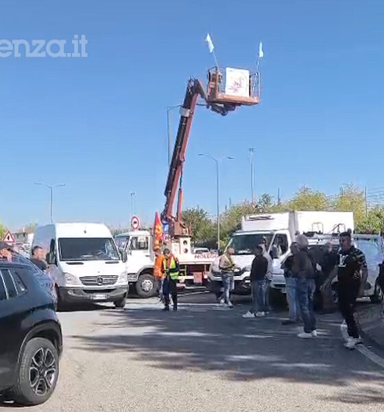 Caro Carburante Presidio Rende Quattromiglia