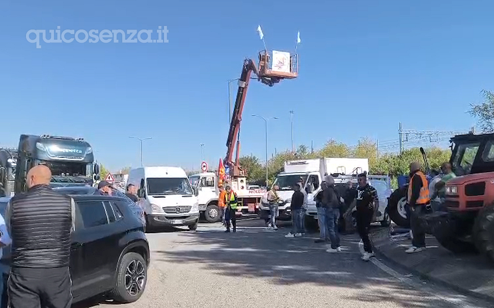 Caro Carburante Presidio Rende Quattromiglia