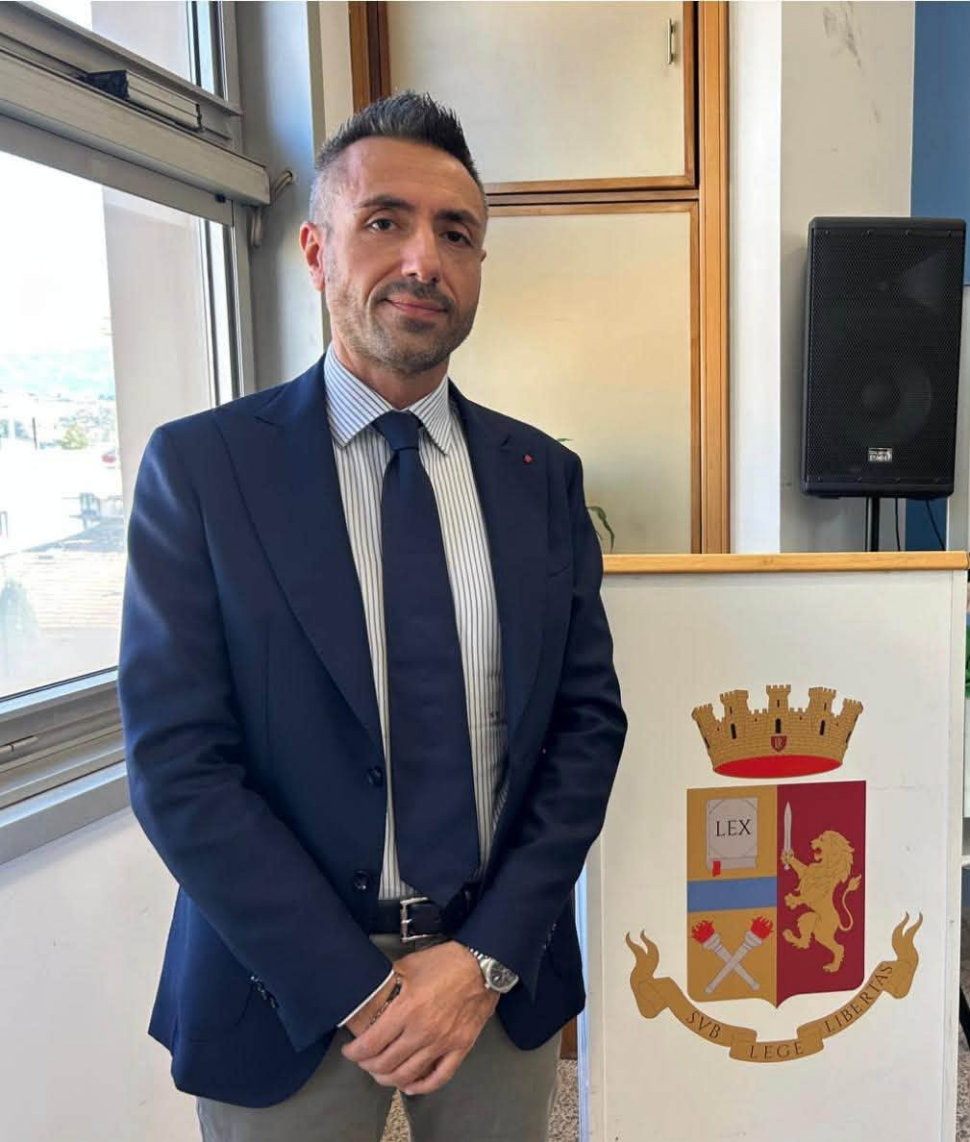 Questura di Cosenza, cambio al vertice della Squadra Mobile: si insedia il Vice Questore Giuseppe Valerio 52 Dirigente della Squadra Mobile di Cosenza Giuseppe Valerio