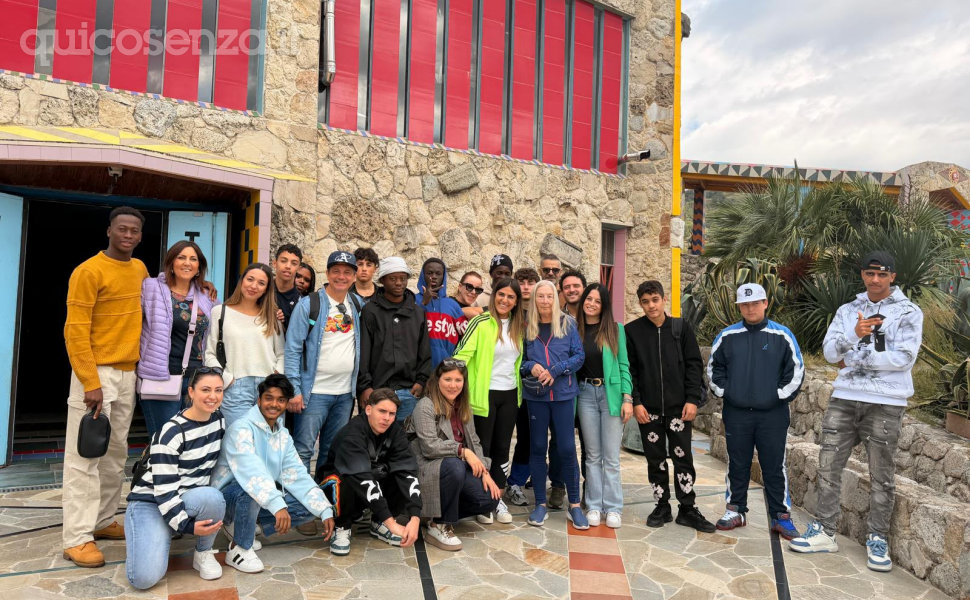 "Focus on your GOAL": la ricetta dell'ascolto. Il progetto che aiuta i ragazzi cosentini a uscire dal buio delle dipendenze 51 Focus on your GOAL Cosenza_01