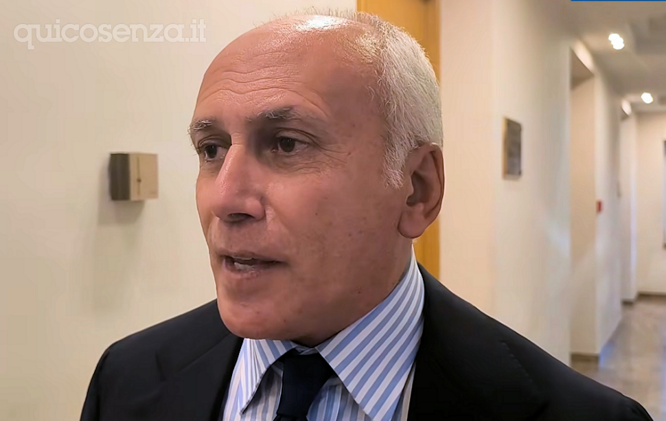 Caruso azzera le deleghe e rassicura: «cittadini stiano tranquilli, l'amministrazione prosegue» 51 Franz-Caruso-sindaco-di-Cosenza