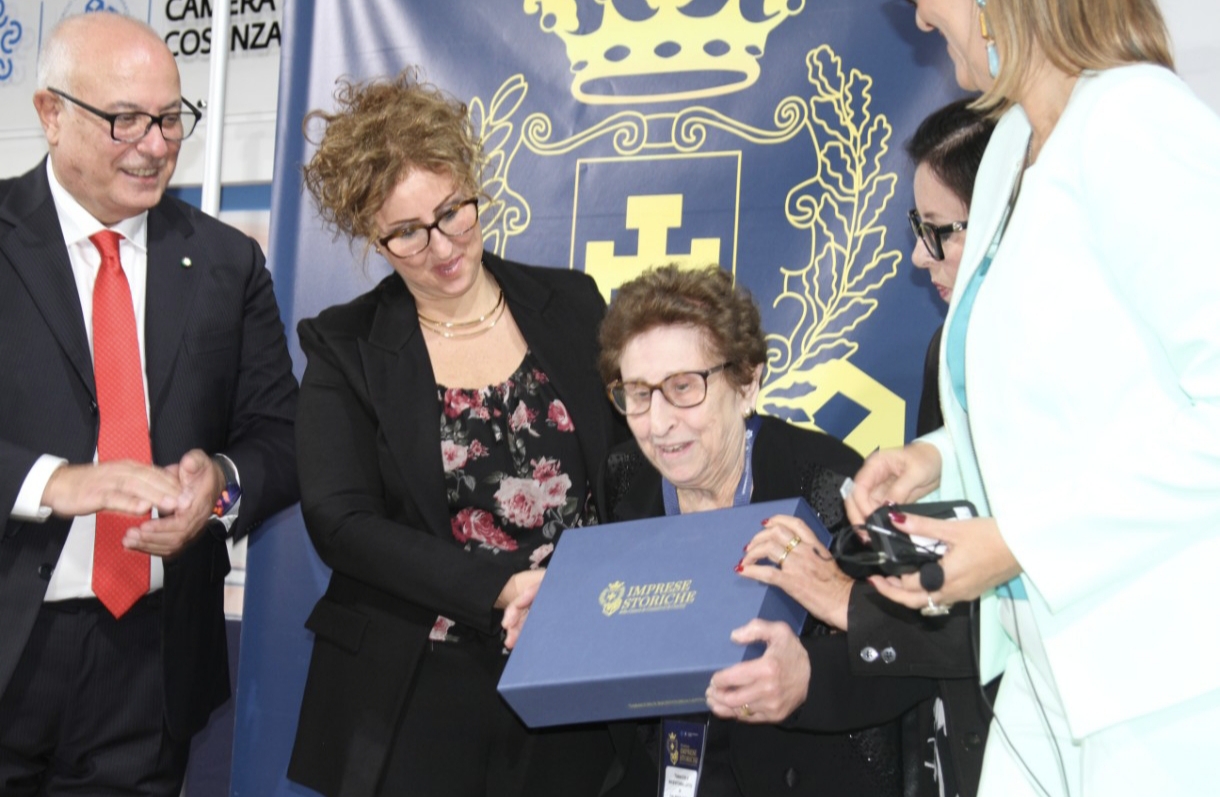 Custodi dell'identità e della memoria del territorio: premiate 30 imprese storiche della provincia di Cosenza 52 Imprese Storiche Camera di Commercio Cosenza_04