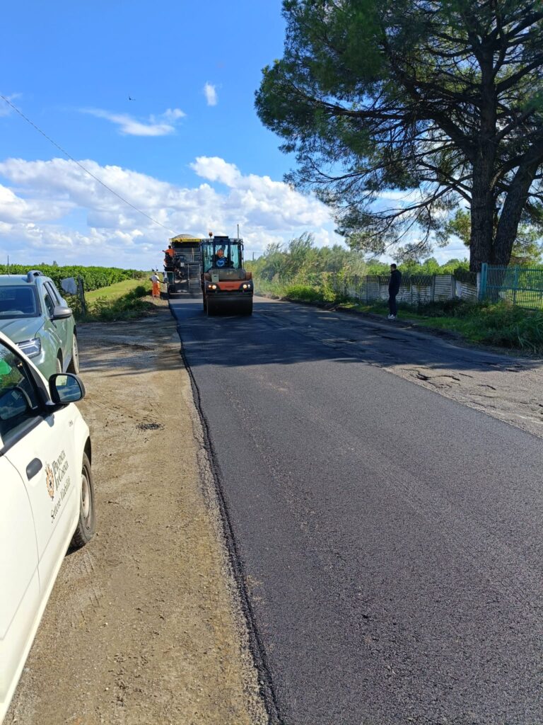 Strade nel Cosentino, scattano i lavori su quattro provinciali: ecco dove si interviene 53 Lavori-di-bitumazione-interventi