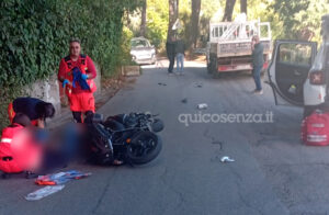 Mendicino scontro scooter e autocarro 02