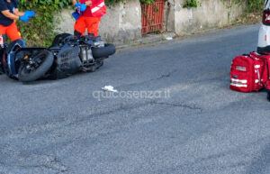 Mendicino scontro scooter e autocarro 03