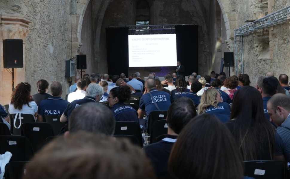 PolMeeting 2026, Cosenza capitale della Polizia Locale: 70 relatori per 2 giorni di alta formazione 52 Polmeeting 2026 cosenza 02