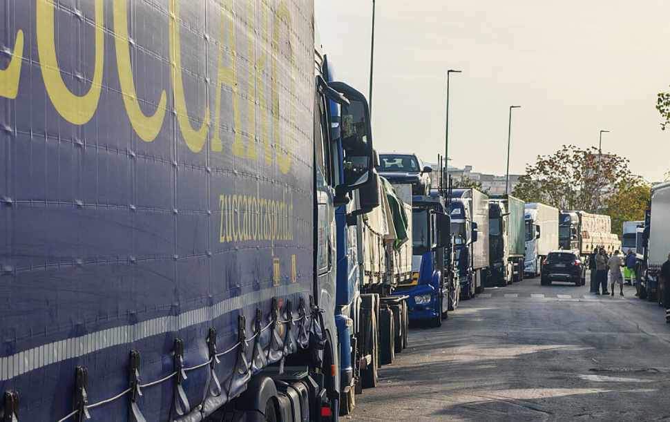 Autotrasporto: protesta ad oltranza, Pansini di Fedralog Calabria «senza ristori immediati, il fermo continua» 52 Protesta Fedralog Calabria Mario Pansini 02