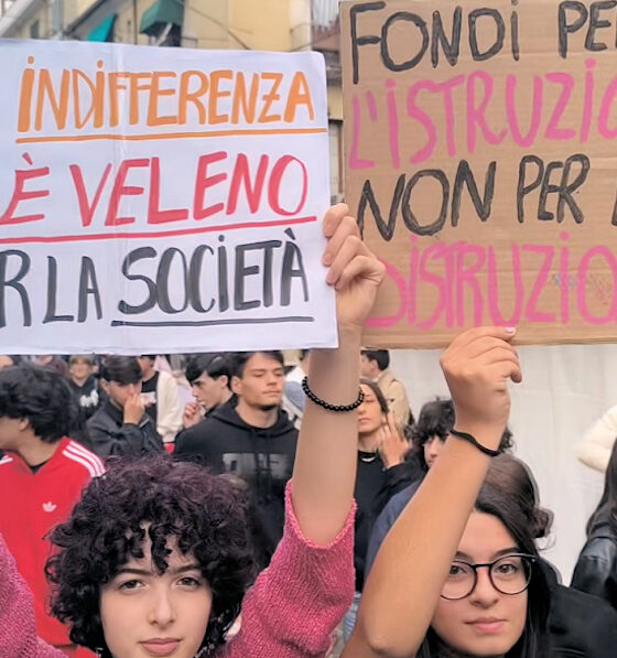 Protesta studenti scuola Cosenza