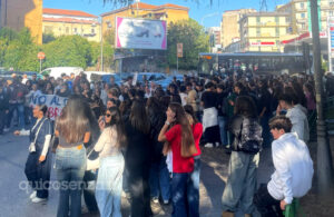 Studenti Cosenza protesta_014