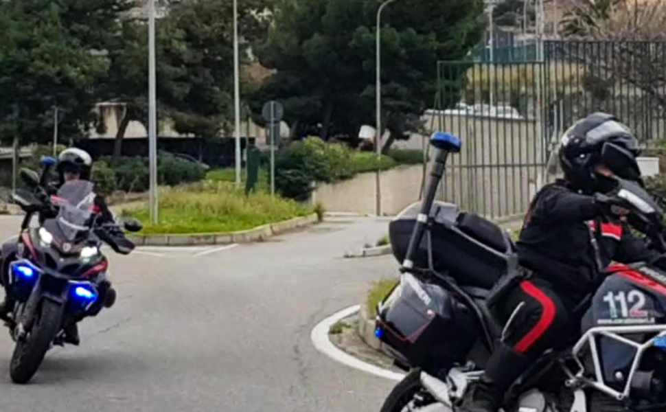 Tre serre marijuana carabinieri 02