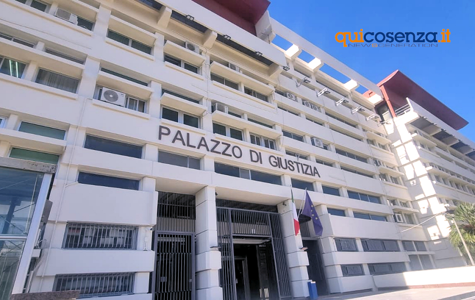 Tribunale-di-Cosenza social