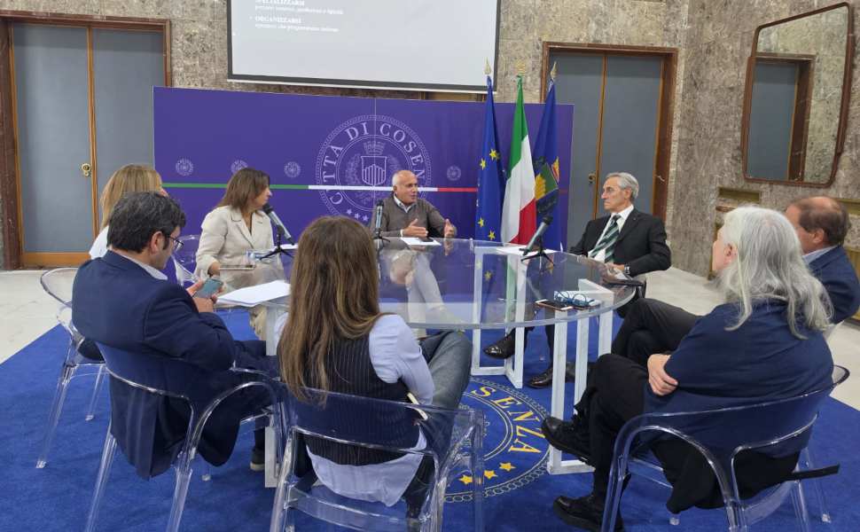 Cosenza, entra nel vivo il progetto “Adotta una Via”: in Comune confronto con operatori e associazioni 51 Adotta una Via_Cosenza