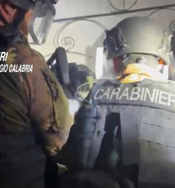 carabinieri arresto latitante 03