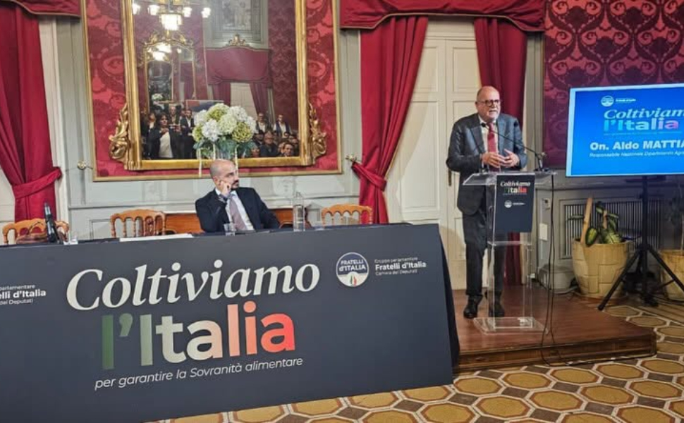 Agricoltura, fa tappa a Cosenza “Coltiviamo l’Italia”. Orsomarso: «Lollobrigida, uno dei migliori ministri» 52 coltiviamo l'italia cosenza 03