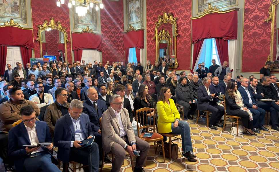 Agricoltura, fa tappa a Cosenza “Coltiviamo l’Italia”. Orsomarso: «Lollobrigida, uno dei migliori ministri» 54 coltiviamo l'italia cosenza 04