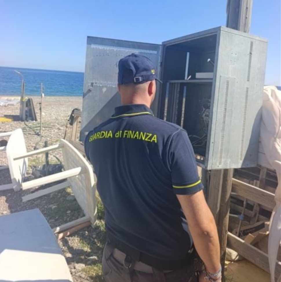 Illeciti demaniali sullo Ionio Cosentino: porto a secco, energia rubata e un pozzo abusivo 53 controlli demaniali guardia finanza corigliano rossano 03