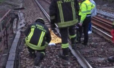 investito-treno-binari-ritardi-emilia