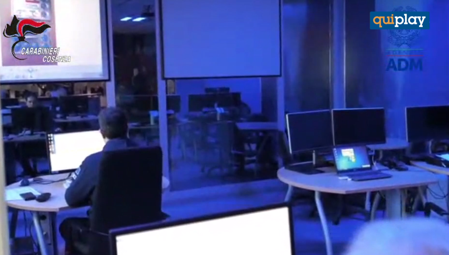 Cosenza: slot machine manomesse al centro del "patto corruttivo", Capomolla «meccanismo meticoloso» 52 Cosenza: slot machine manomesse e frode allo Stato, 15 indagati