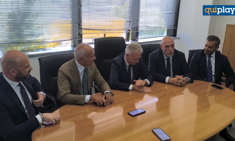 Il trasporto pubblico di Cosenza riparte dopo Amaco: “servizio garantito, ora più controlli sui biglietti”